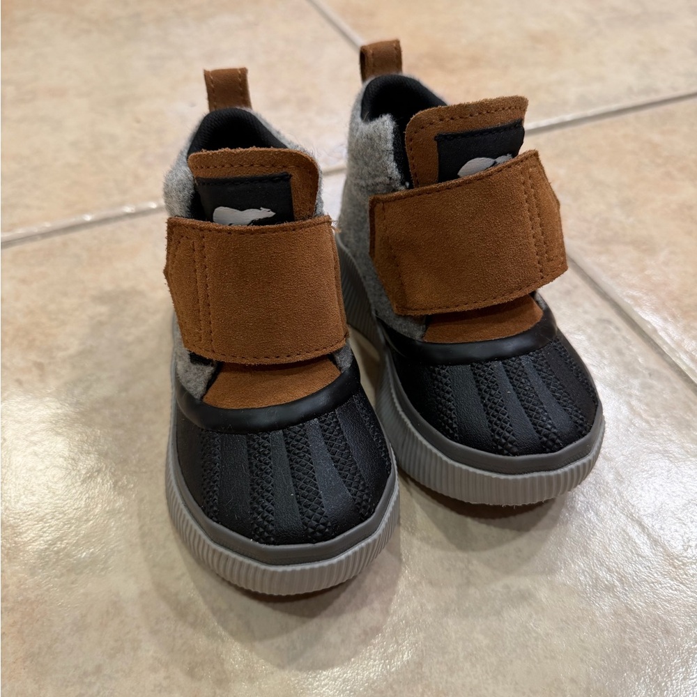 Sorel Kids Shoes in Black, Brown, and Gray